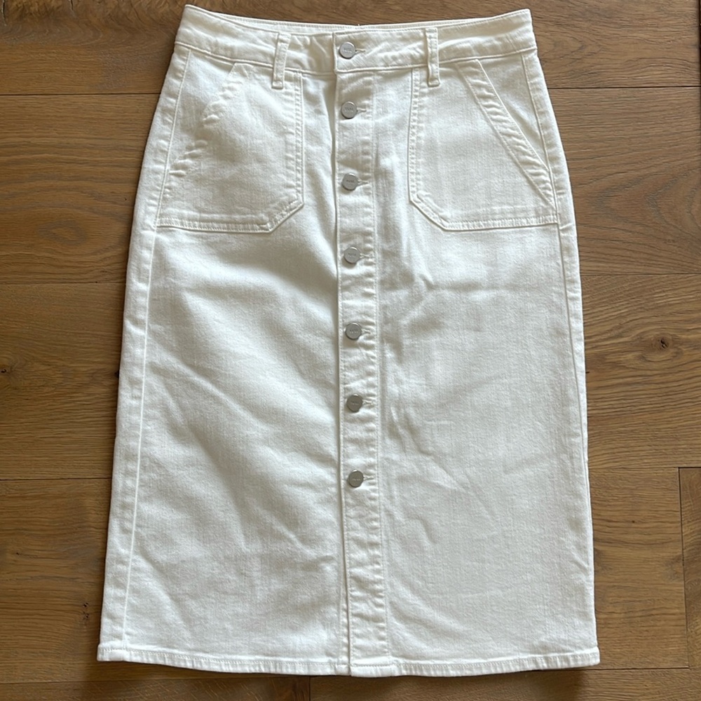 Women’s Paige white denim button down skirt. Size 27